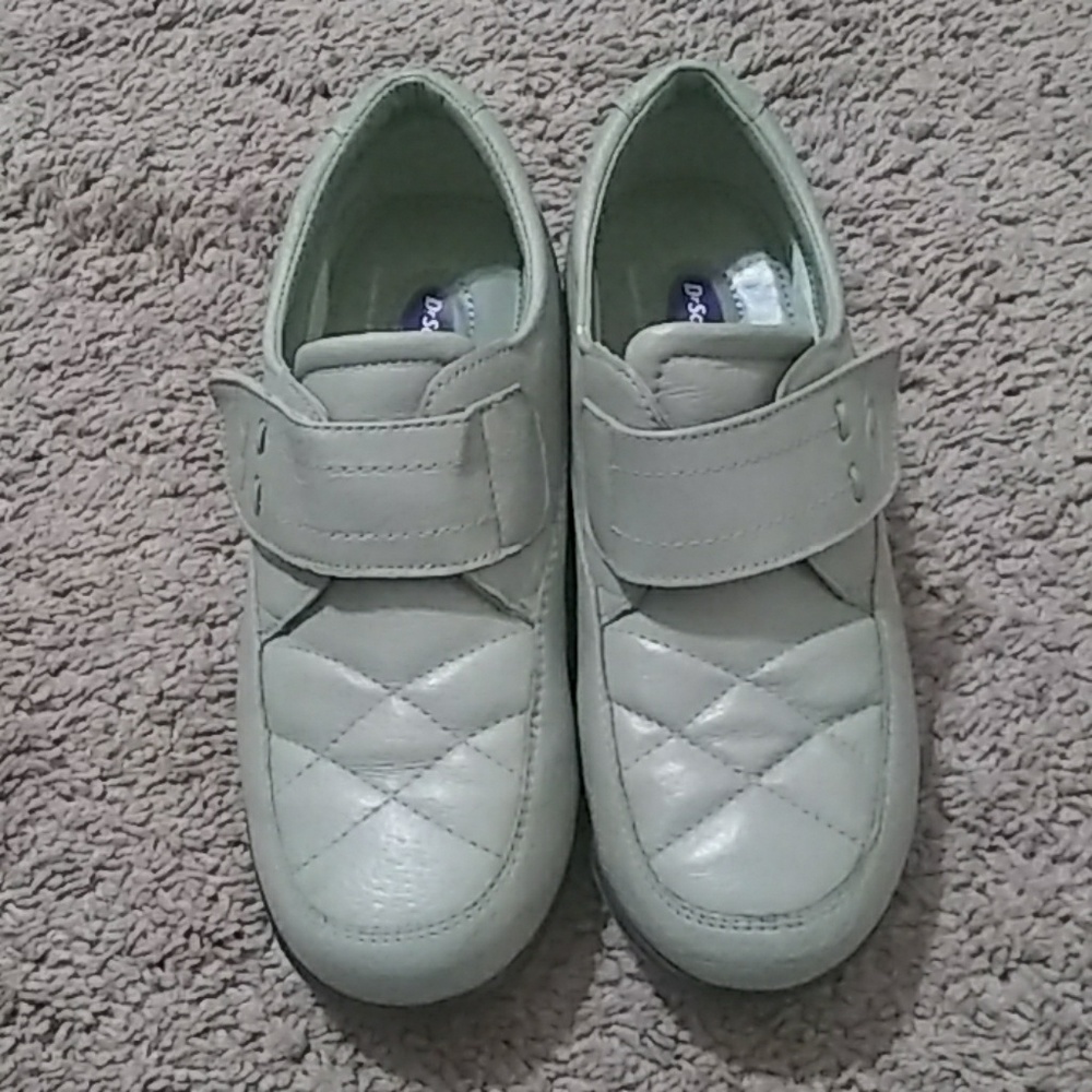 Dr Scholl's shoes